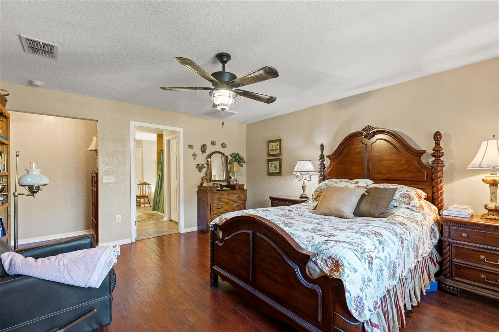 5 Boxleaf Property Photo 31