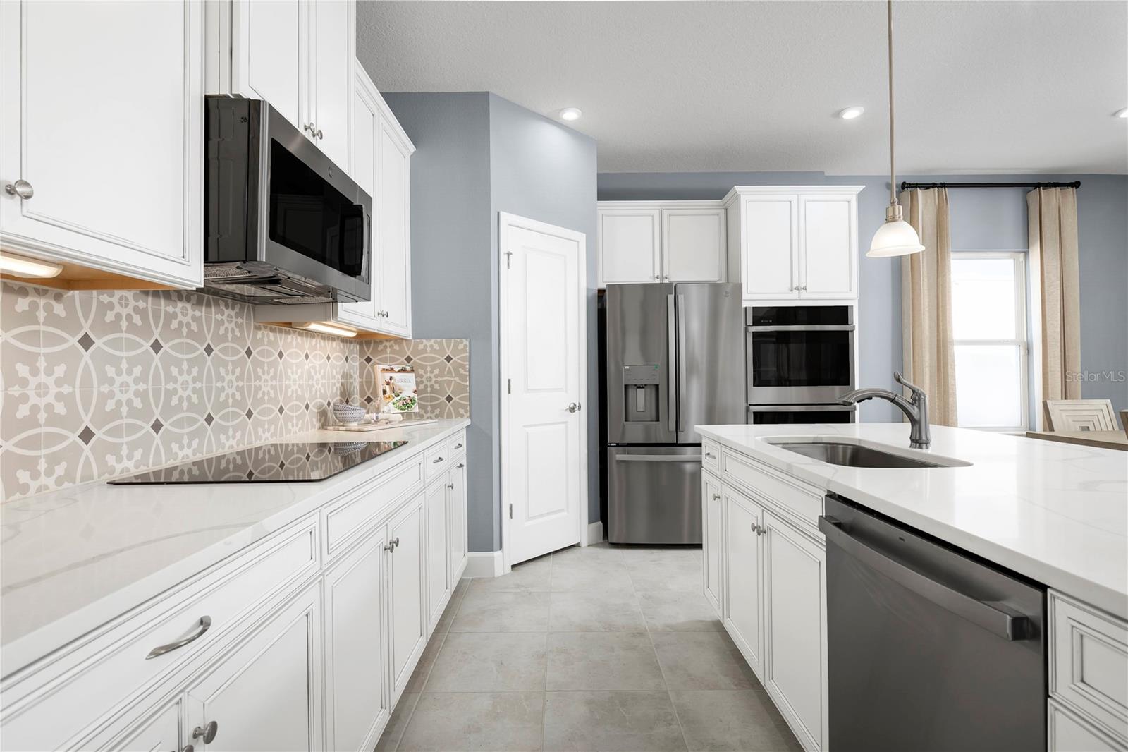 2105 Great Egret Cir Property Photo 10