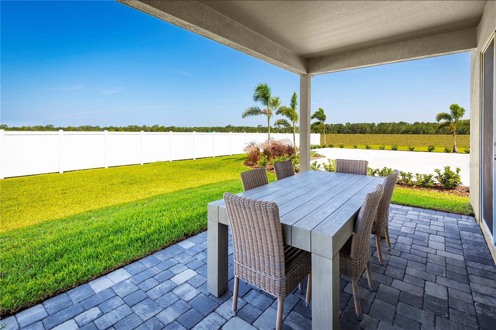 2105 Great Egret Cir Property Photo 22