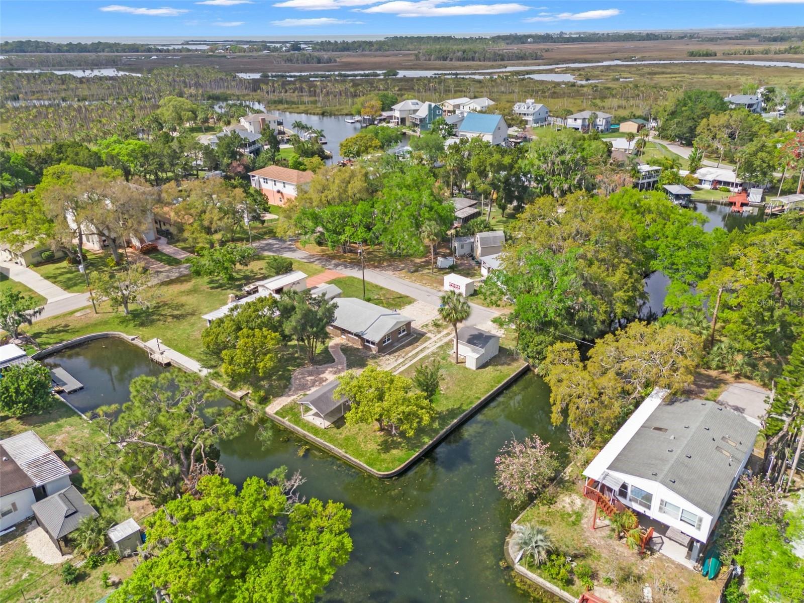 Teal Dr Property Photo 10