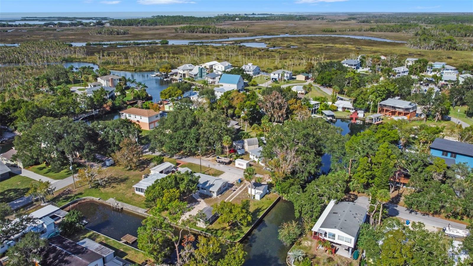 Teal Dr Property Photo 13