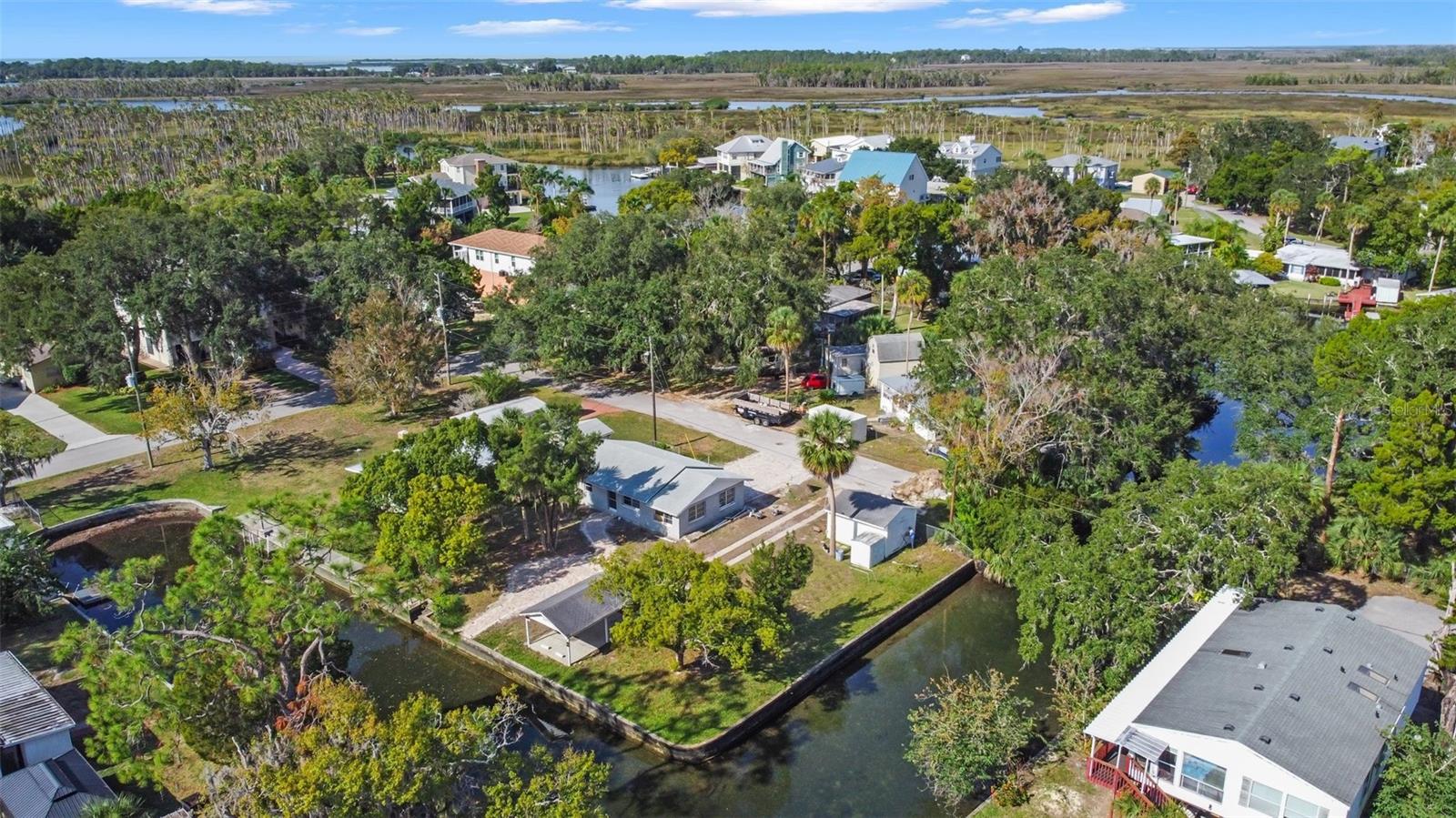 Teal Dr Property Photo 14