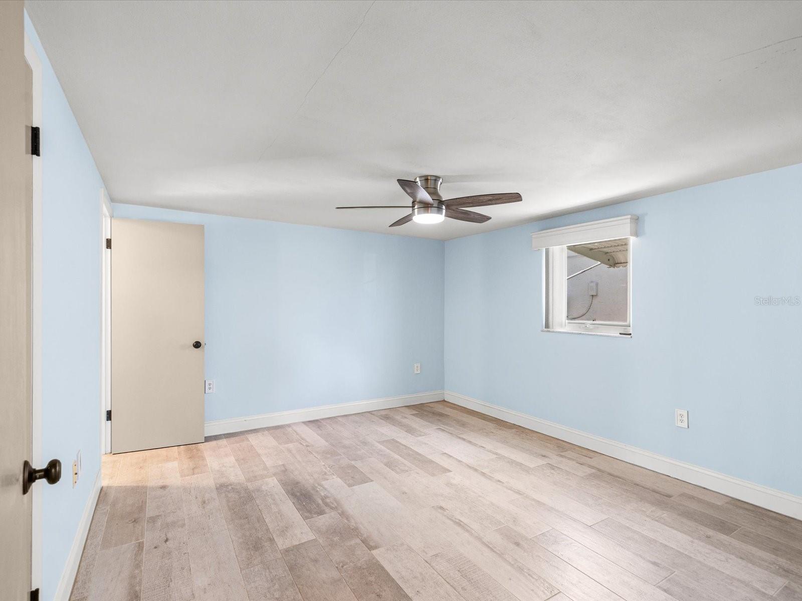 12612 4th Isle Property Photo 11