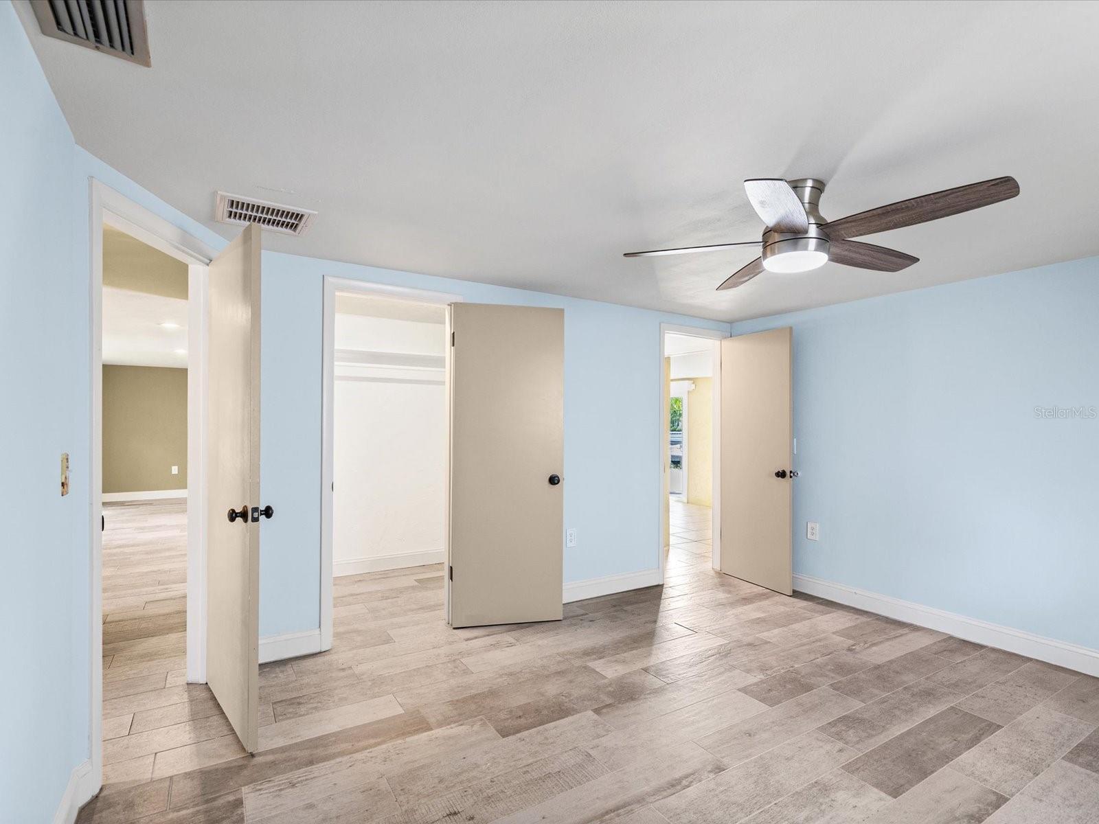 12612 4th Isle Property Photo 12