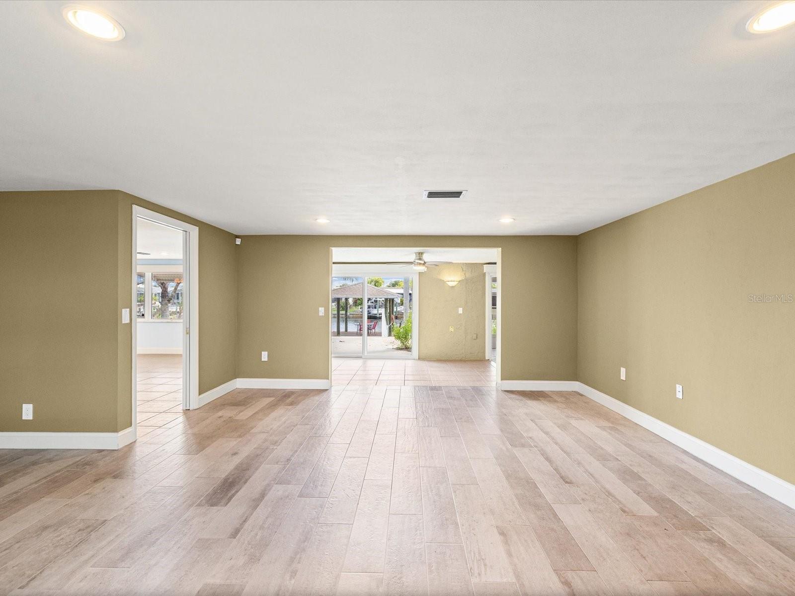 12612 4th Isle Property Photo 22