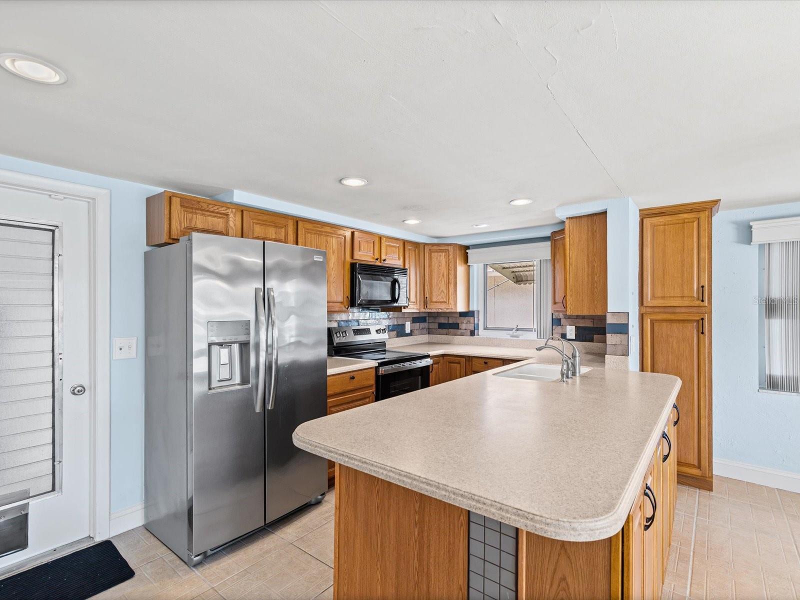 12612 4th Isle Property Photo 27