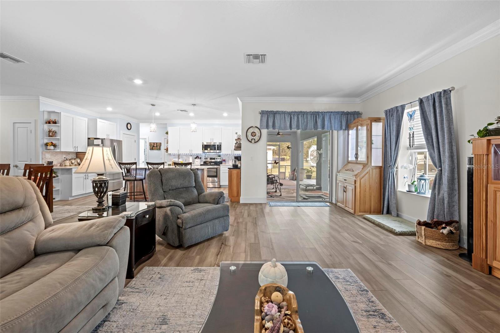 18062 Malibar Rd Property Photo 6