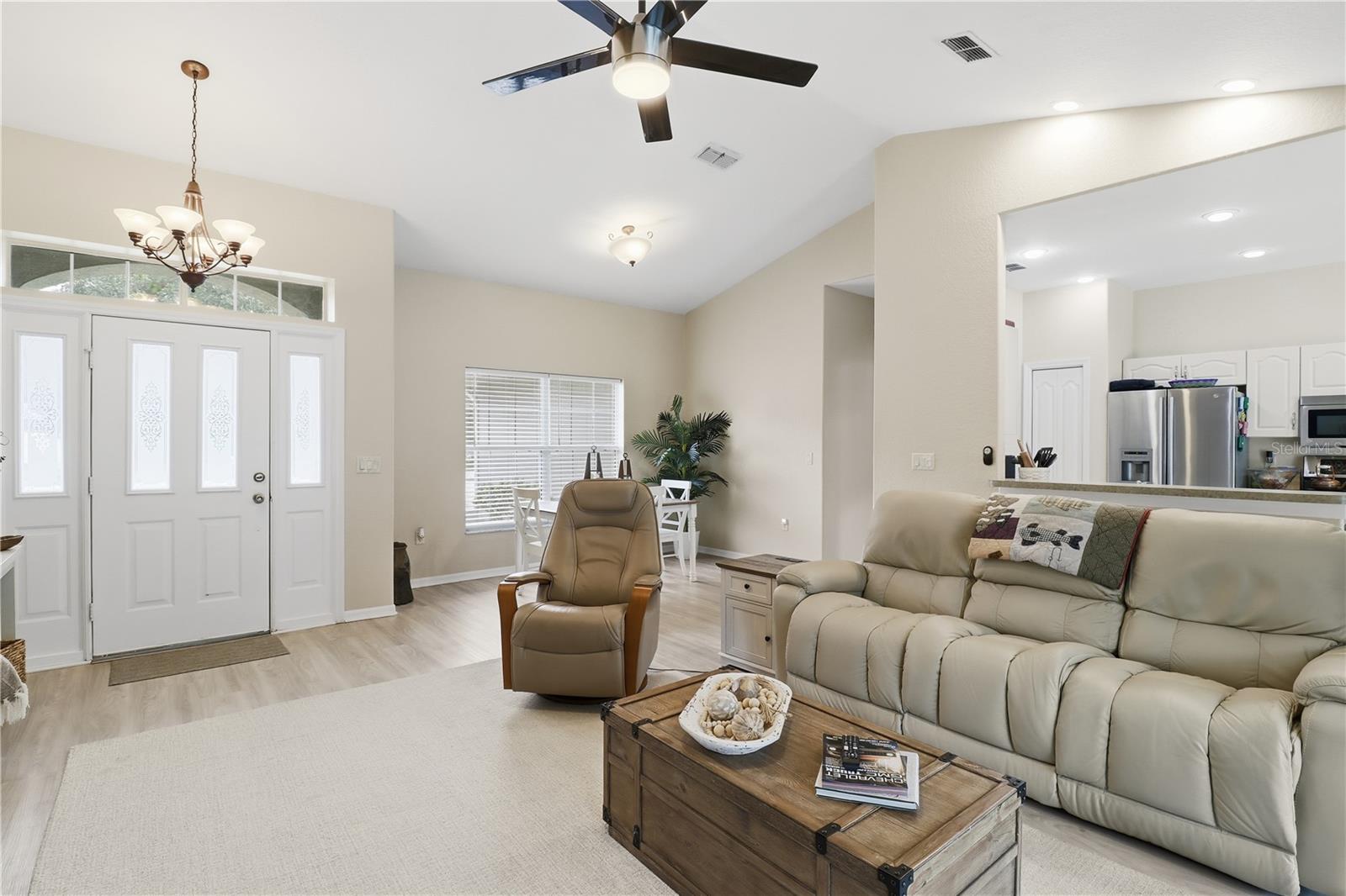 5638 W Paprika Loop Property Photo 8