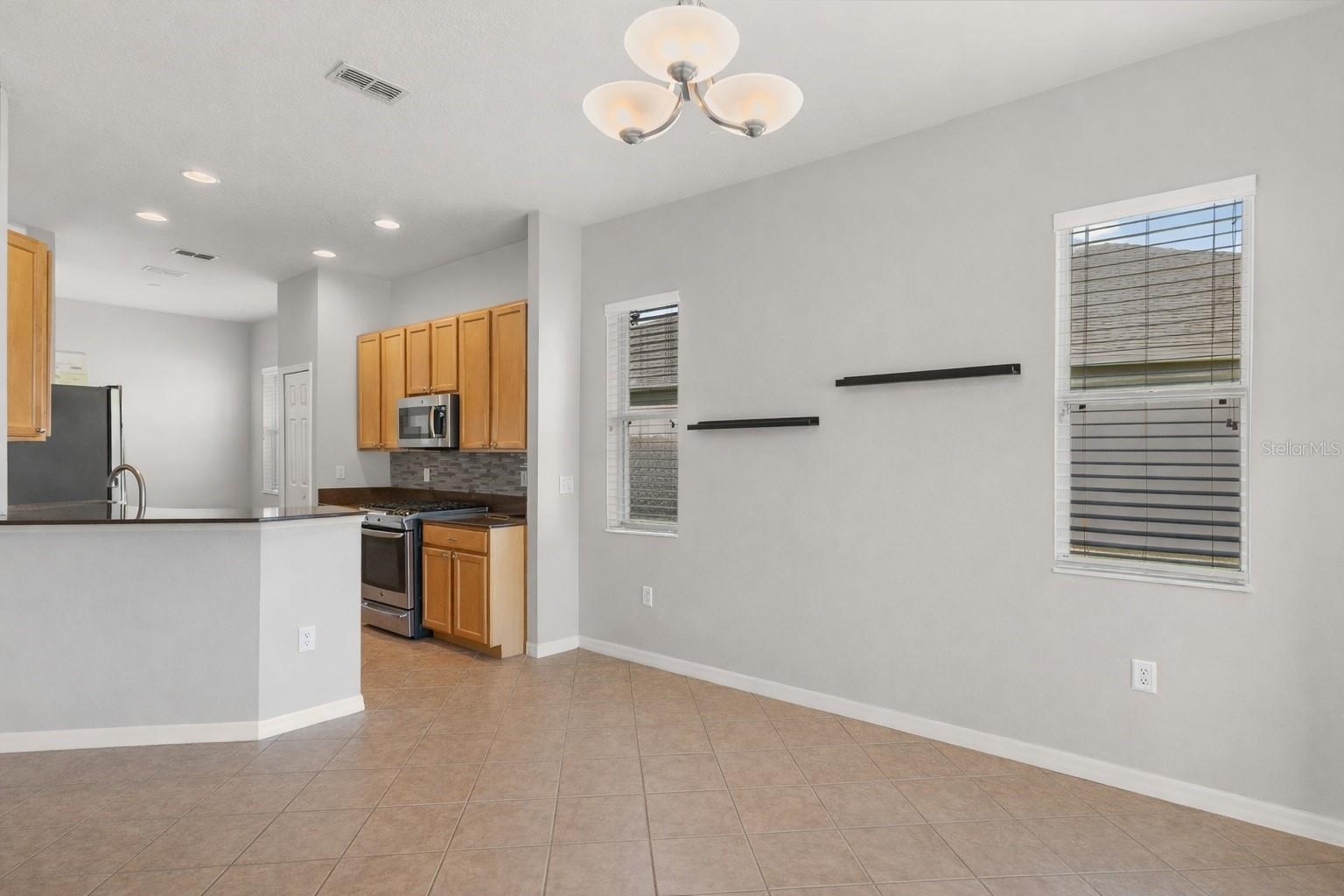 5347 Cappleman Loop Property Photo 12