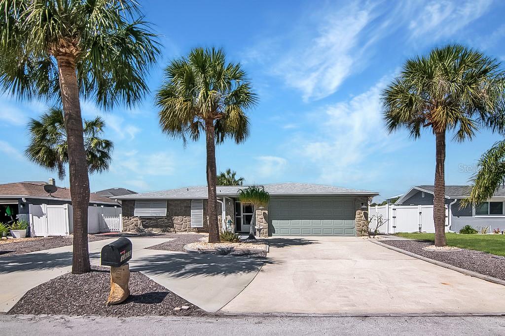 13615 Stacey Dr Property Photo 1