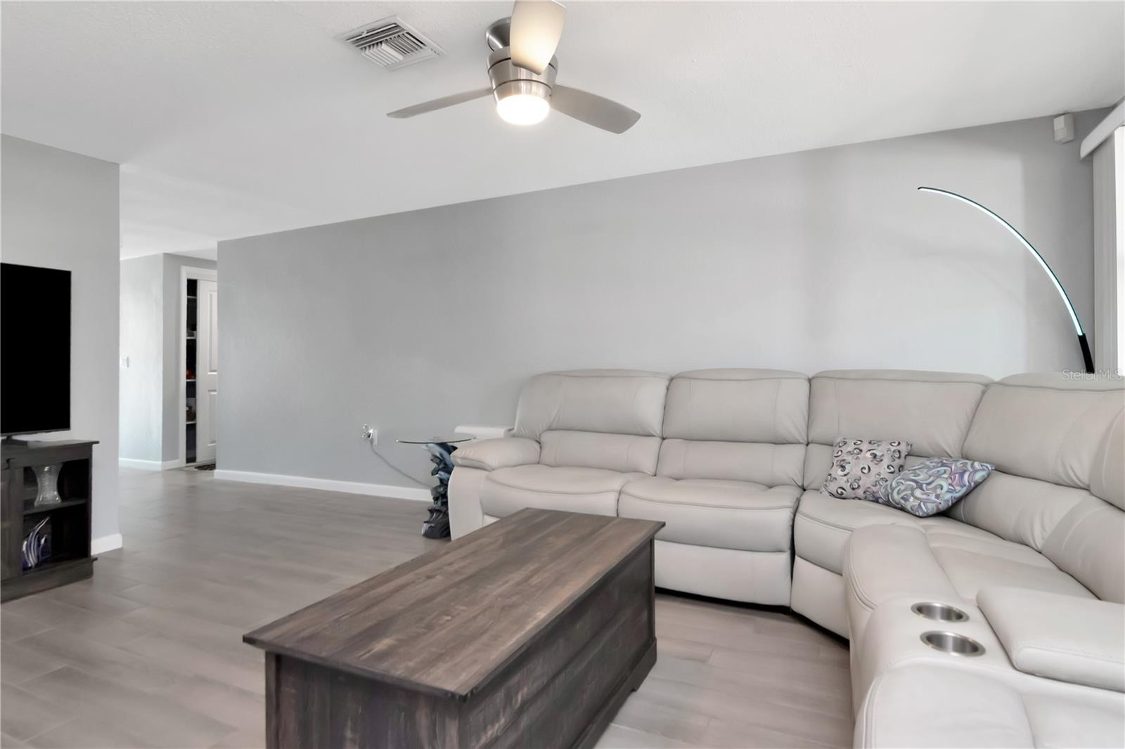13615 Stacey Dr Property Photo 13