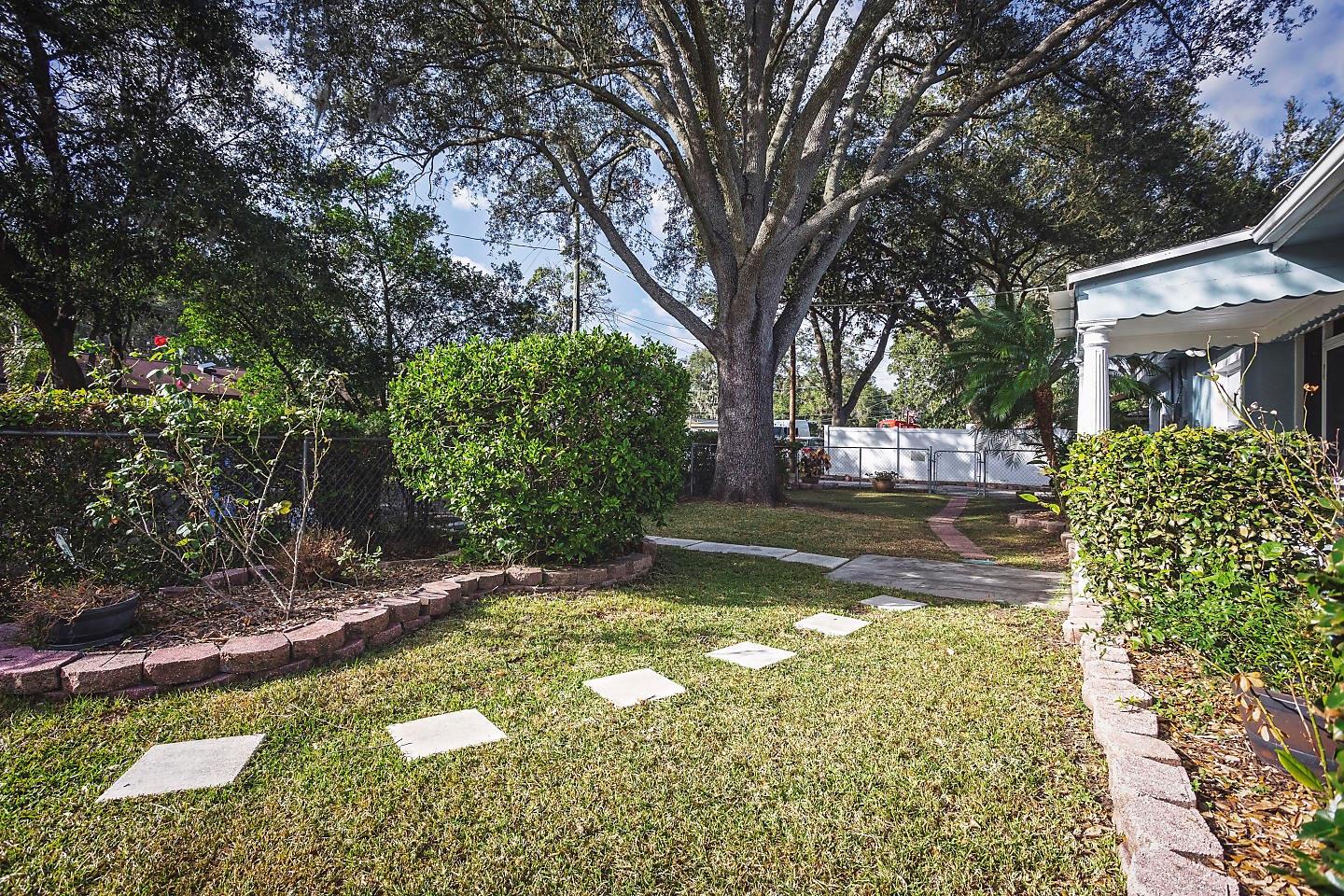 2614 Fairview Ave Property Photo 4