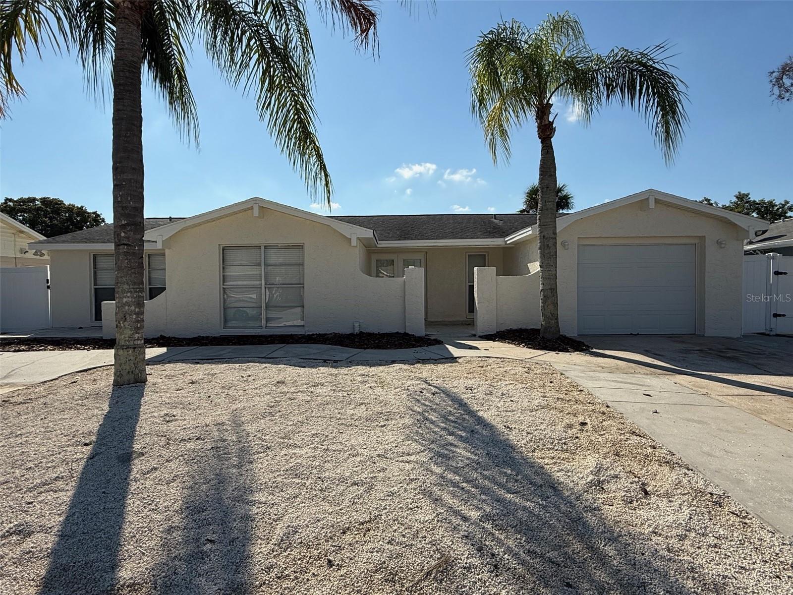 6104 Seabreeze Dr Property Photo