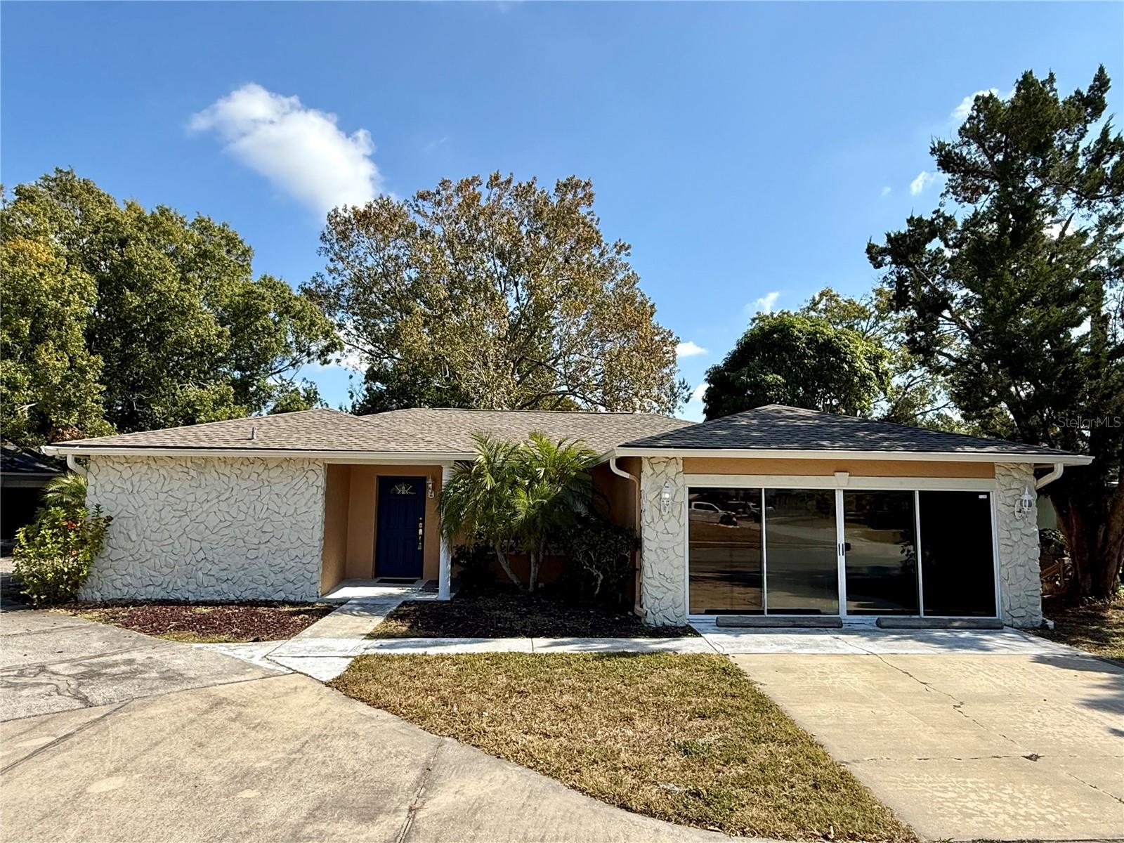 9330 Regency Park Blvd Property Photo 1