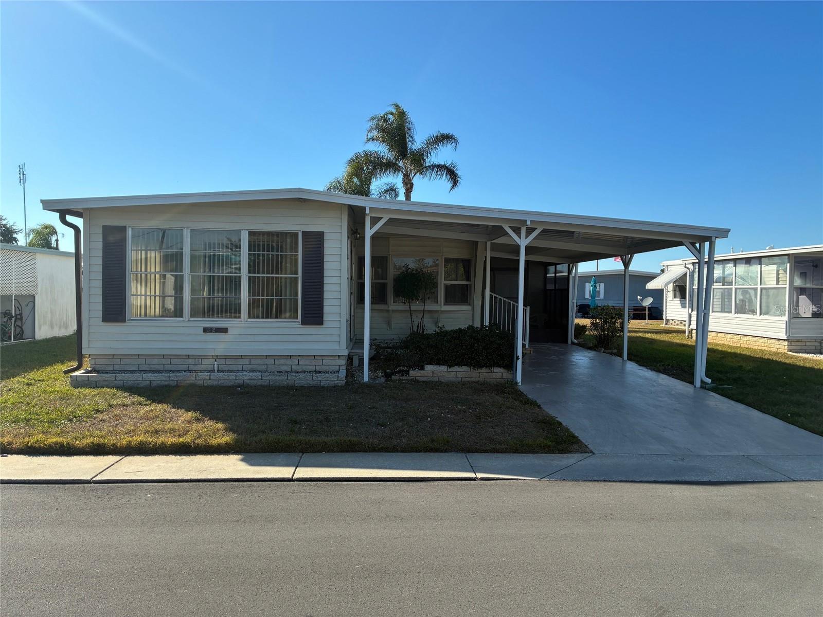 3211 LANARK DR Property Photo 1