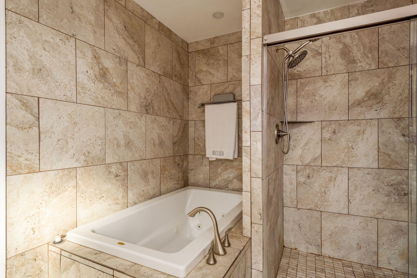 7487 Alhambra Ct Property Photo 30