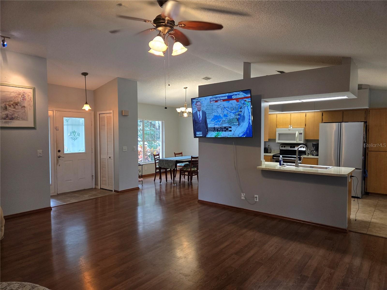 7605 Landmark Dr Property Photo 9
