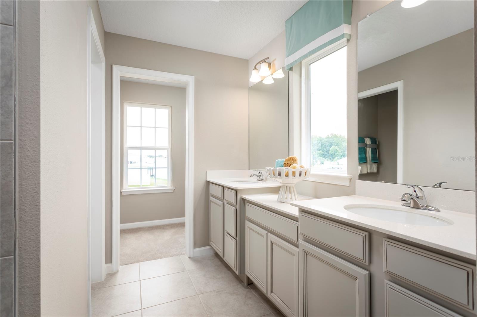 2101 Great Egret Cir Property Photo 18