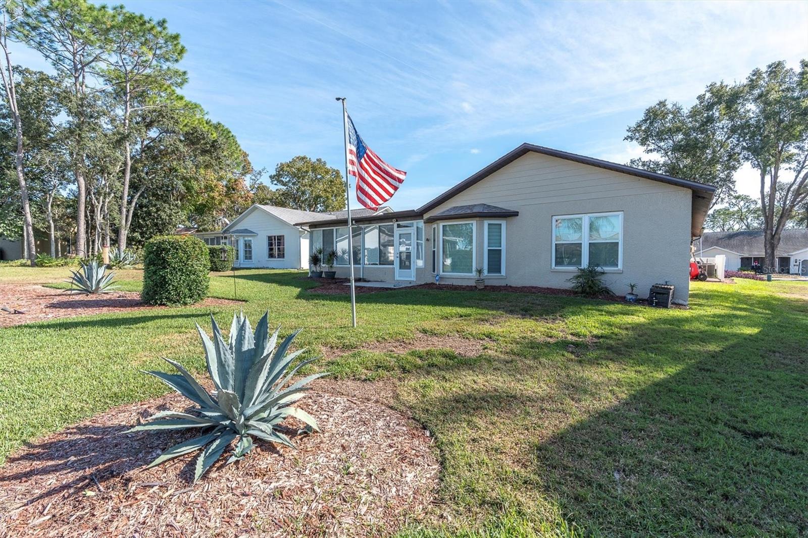 7099 Pond View Ct Property Photo 34