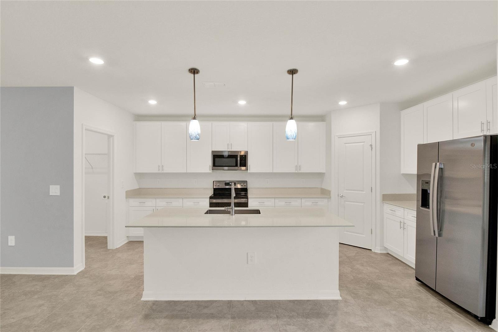 271 Inman Blvd Property Photo 3