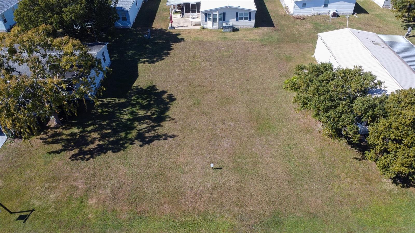 Forest Glenn Dr Property Photo 23