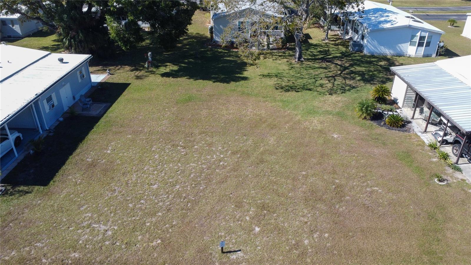 Forest Glenn Dr Property Photo 2