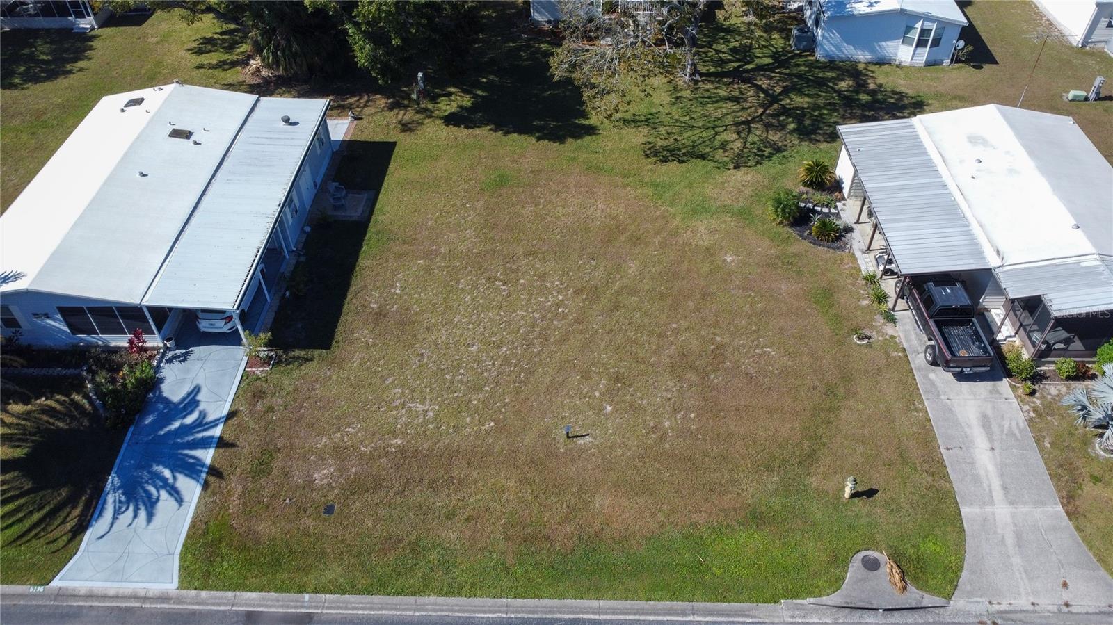 Forest Glenn Dr Property Photo 3