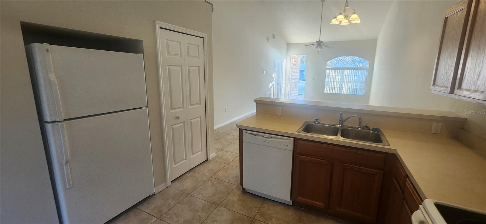 7411 Canterbury St Property Photo 5