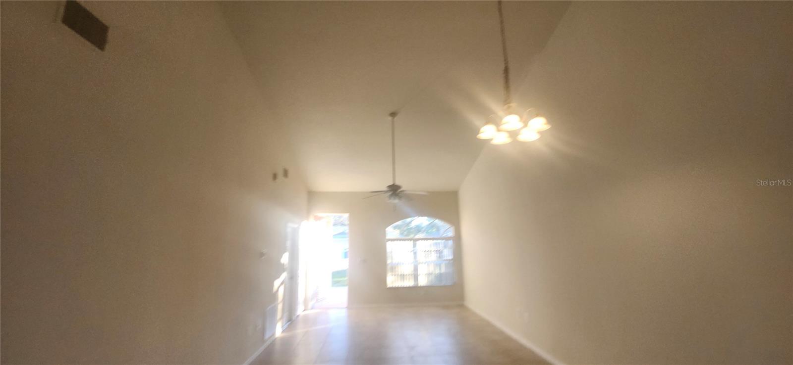 7411 Canterbury St Property Photo 6
