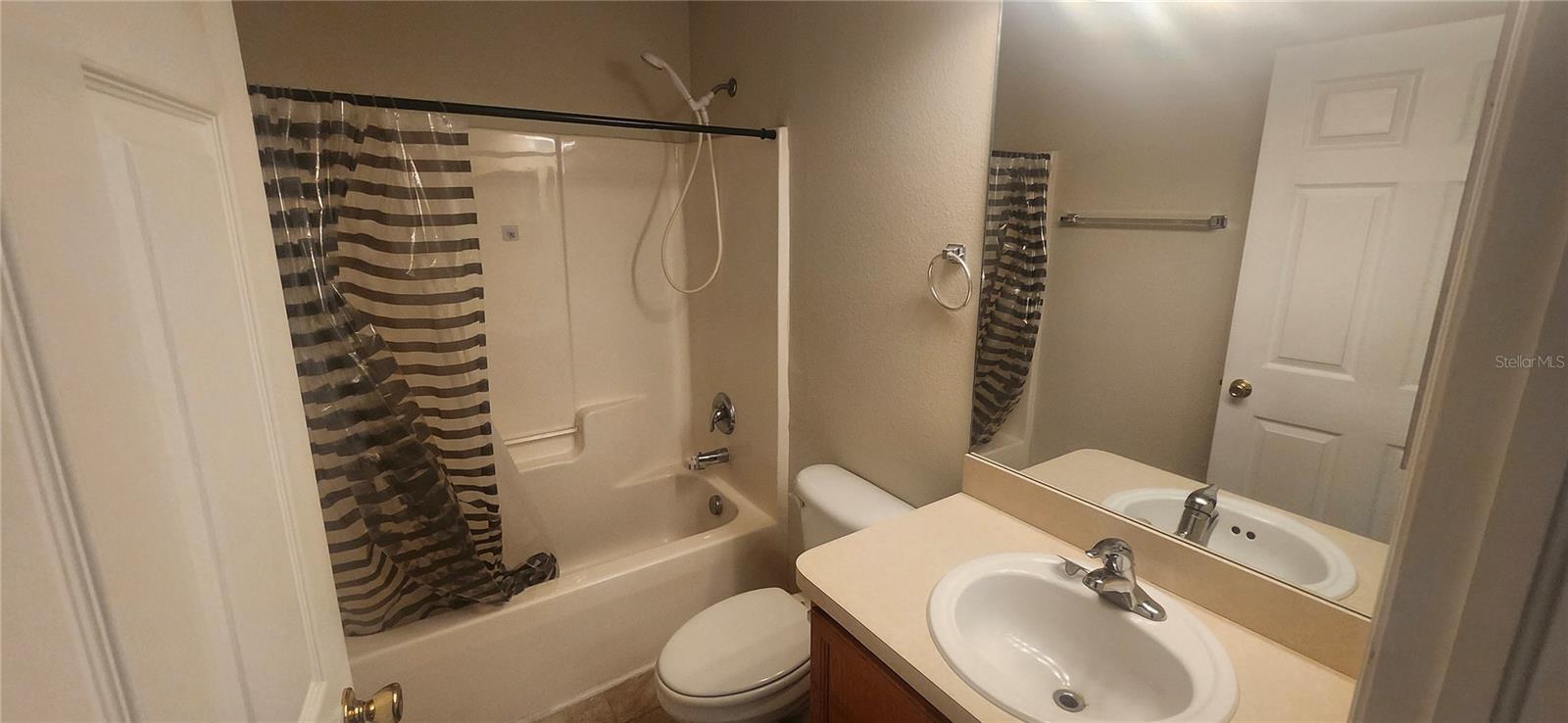 7411 Canterbury St Property Photo 8