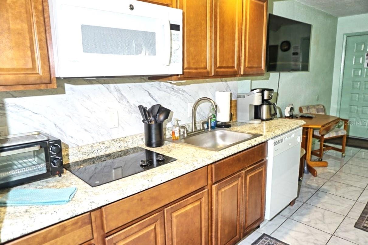 20921 Haulover Cv #f5 Property Photo 8