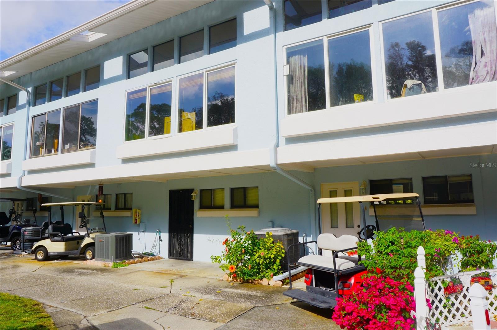 1859 MAZO MNR #U6 Property Photo 1
