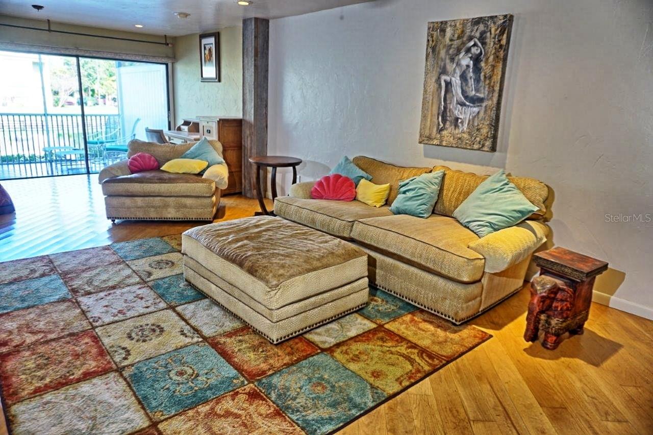1859 Mazo Mnr #u6 Property Photo 8