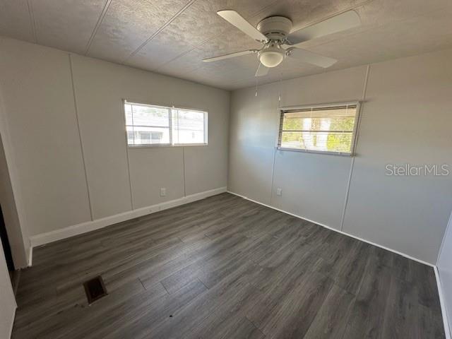 7402 Eastern Circle Dr Property Photo 6
