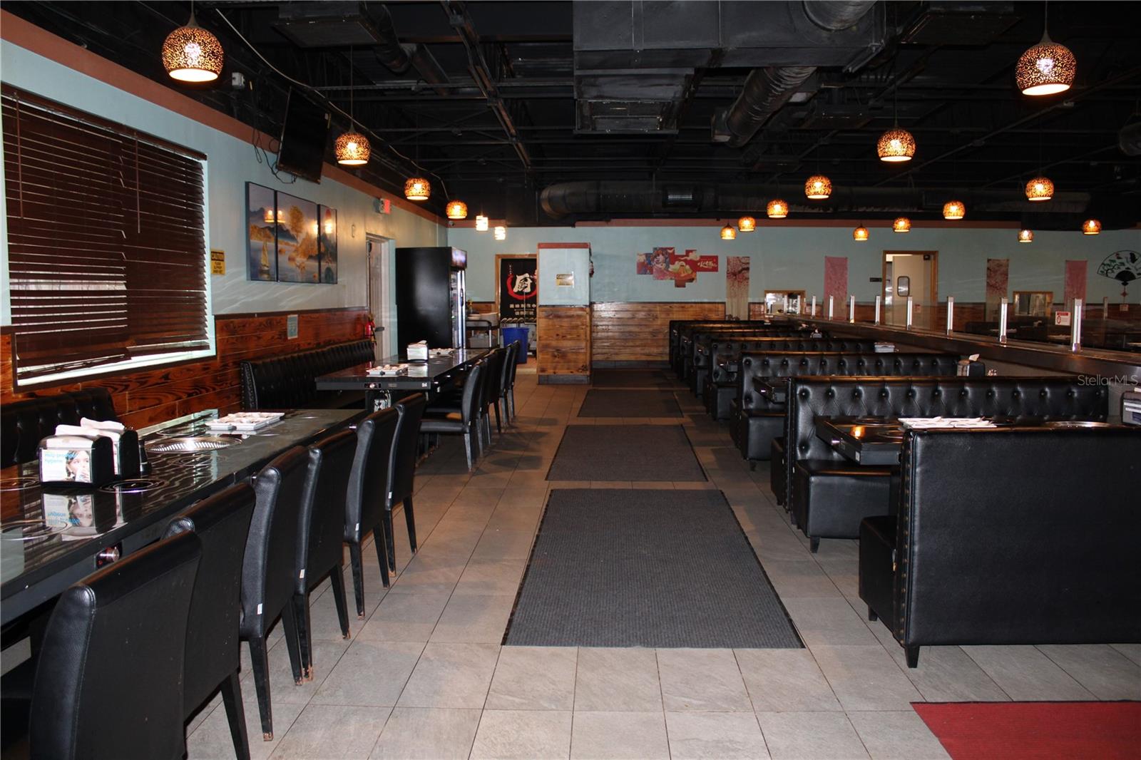 Commercial Way Property Photo 5