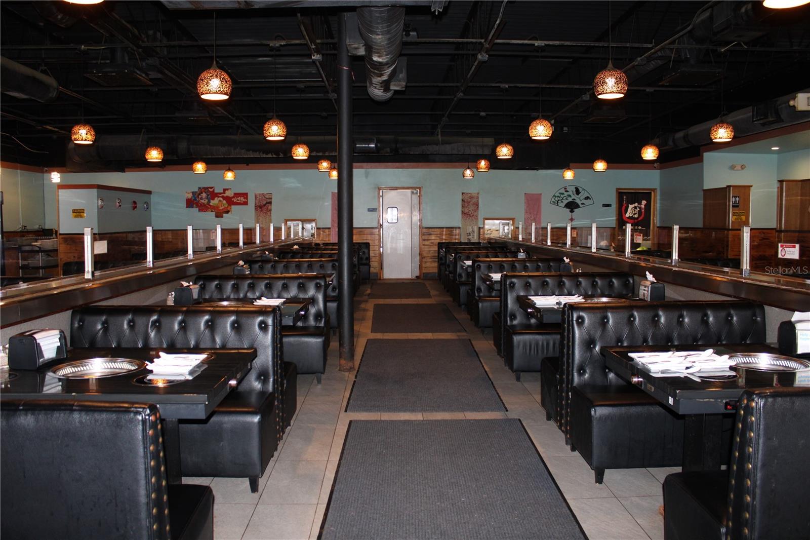Commercial Way Property Photo 6