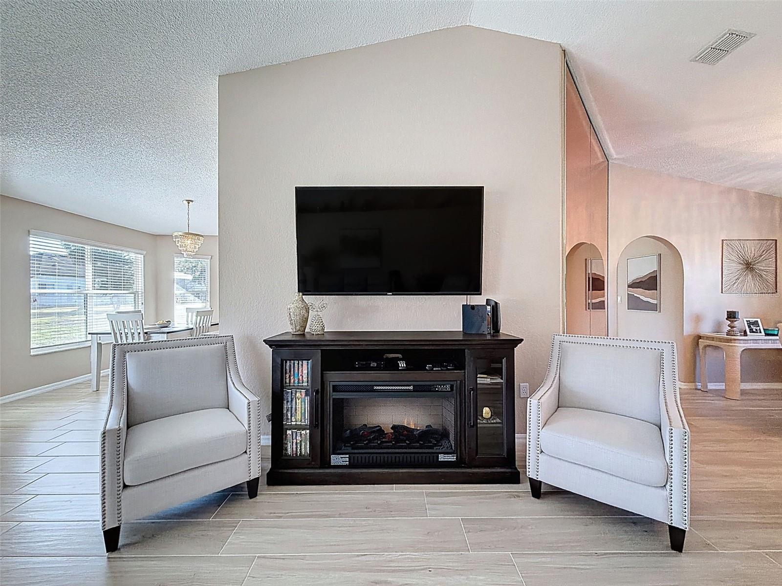 9428 Apple Dumpling Ct Property Photo 6