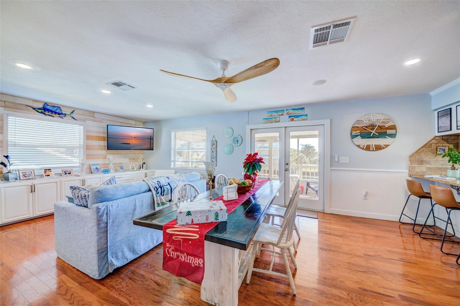 3358 Minnow Creek Dr Property Photo 5