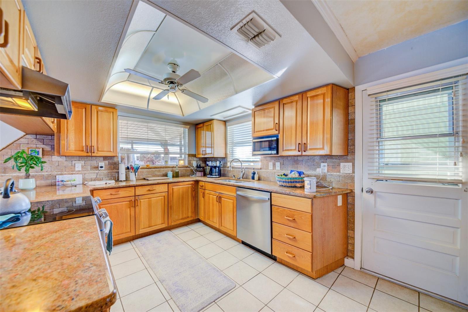 3358 Minnow Creek Dr Property Photo 11