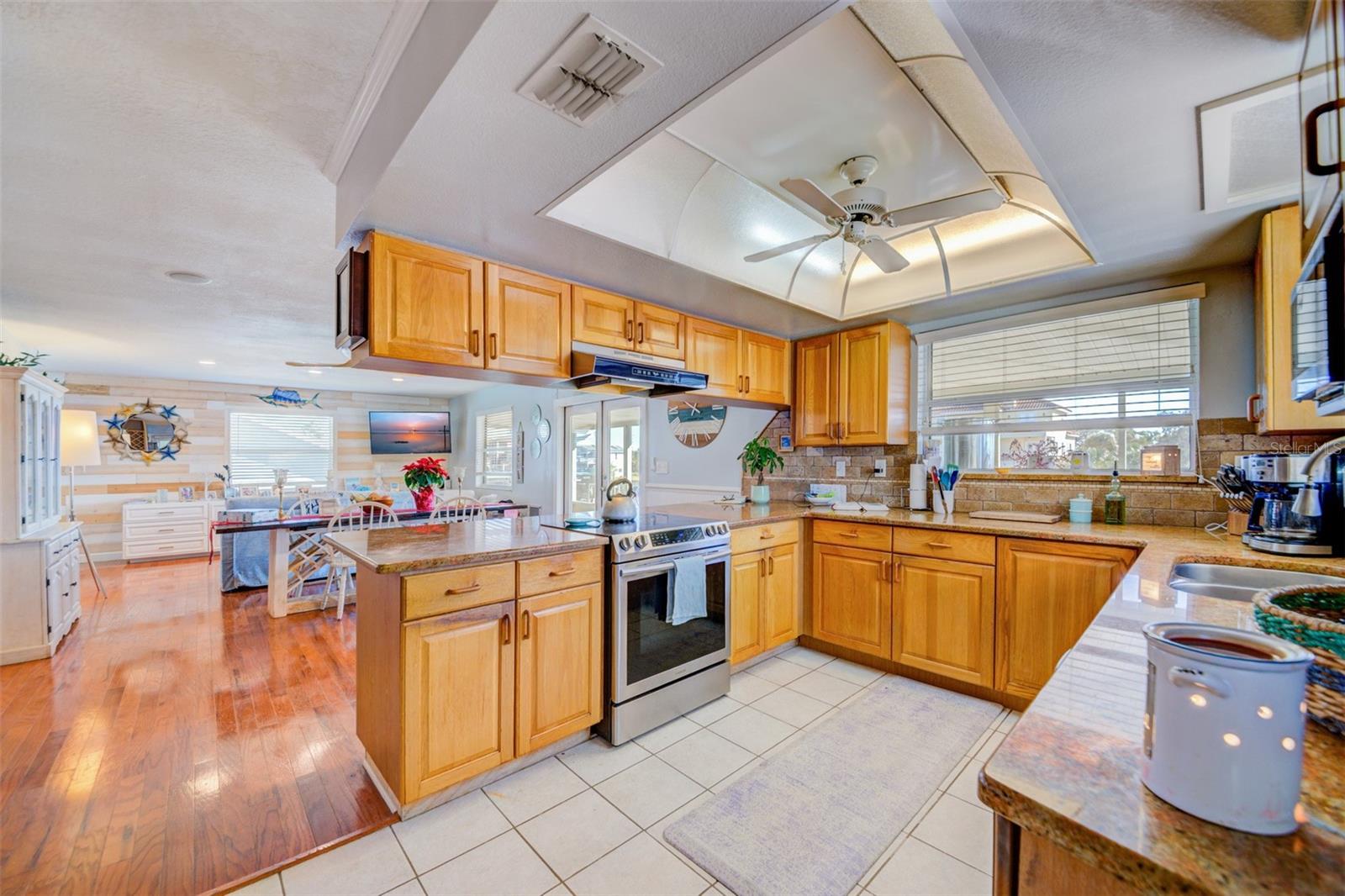 3358 Minnow Creek Dr Property Photo 13
