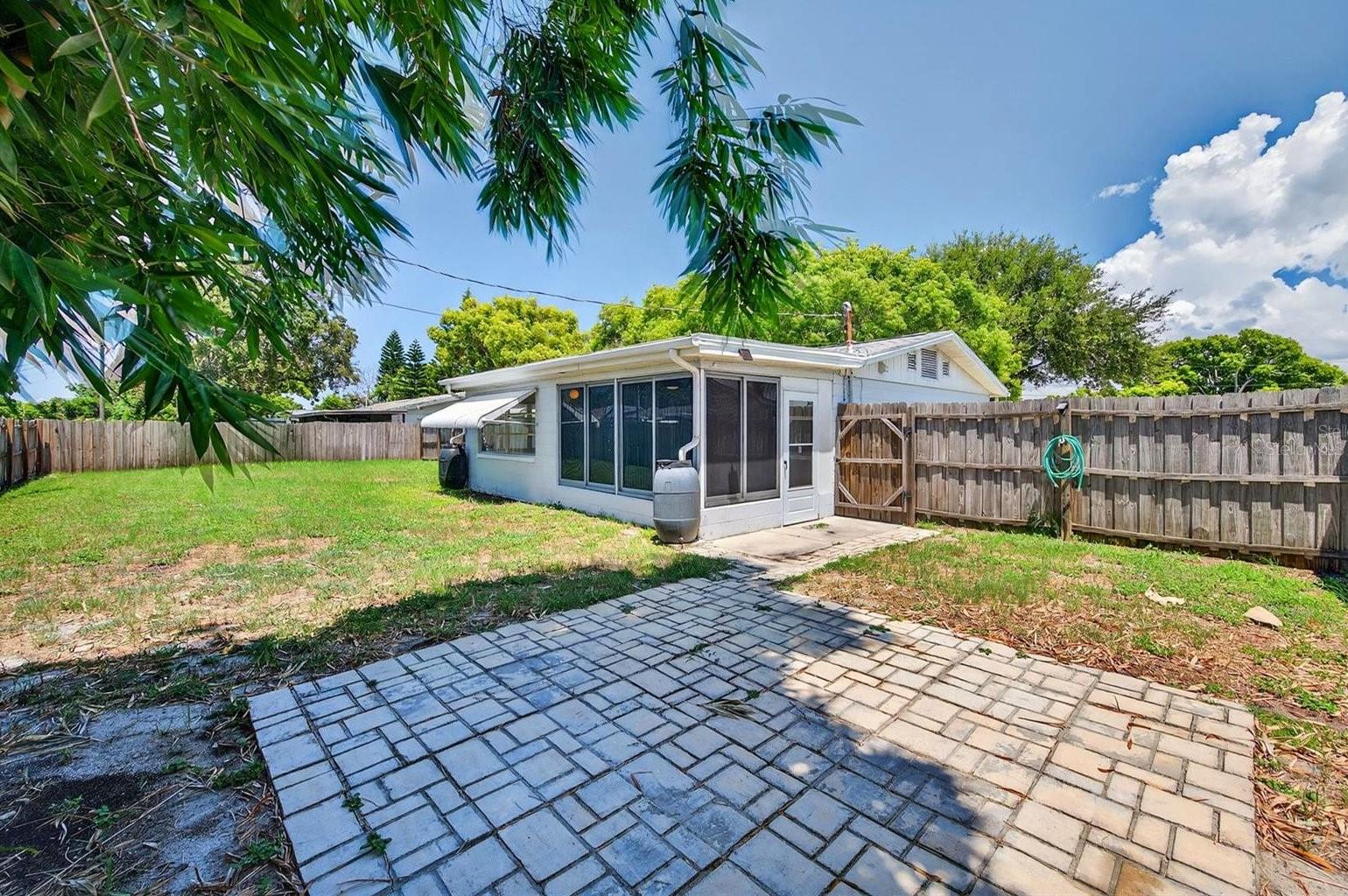 3629 Bedford St Property Photo 29