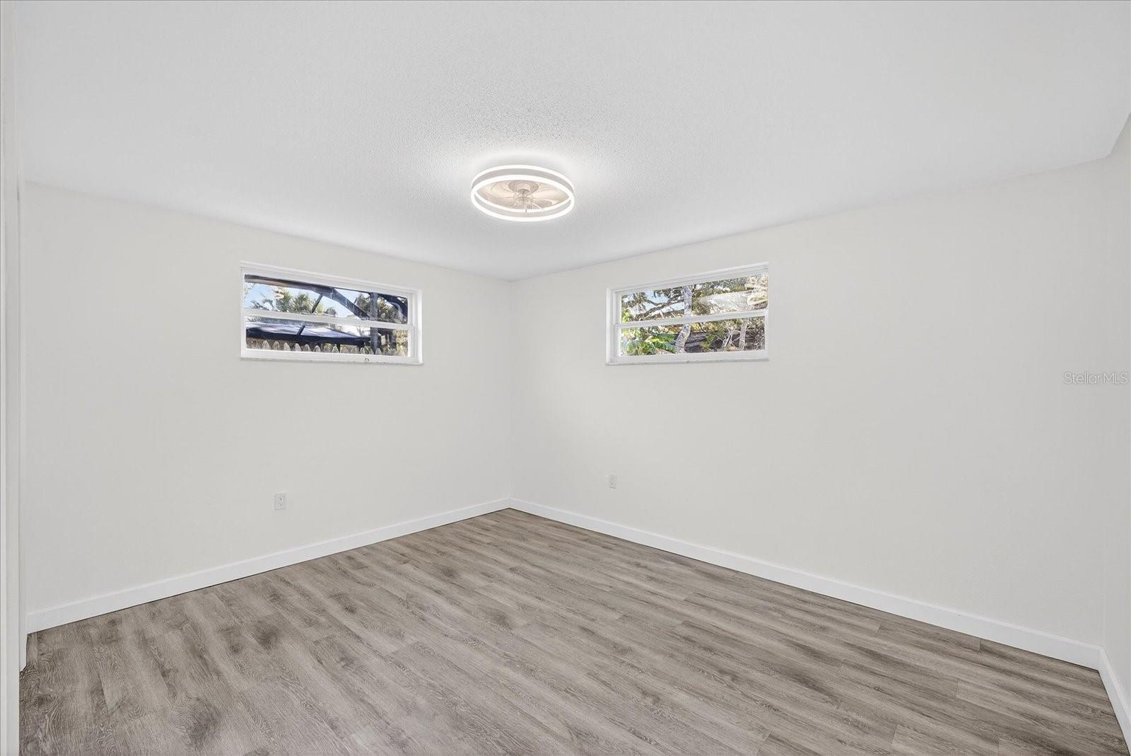 4928 Amherst Ct Property Photo 17