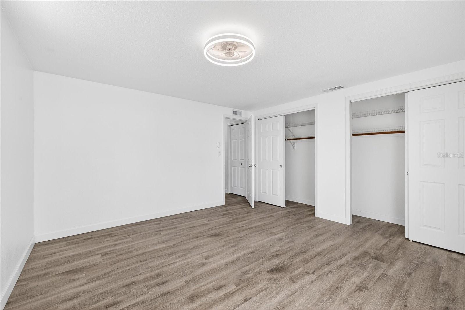 4928 Amherst Ct Property Photo 43