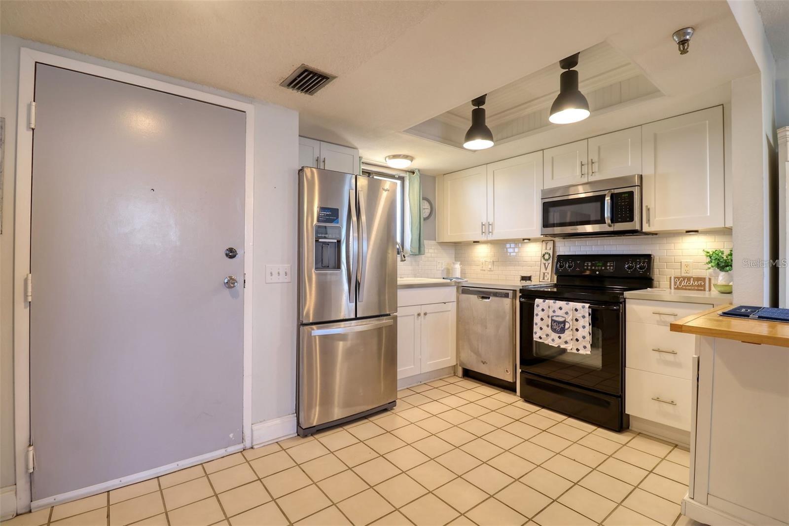 5915 Sea Ranch Dr #211 Property Photo 3