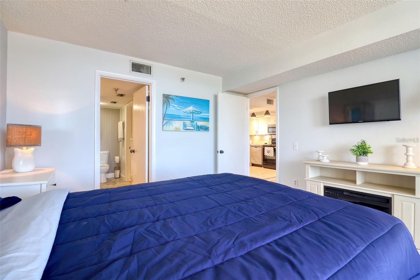 5915 Sea Ranch Dr #211 Property Photo 10