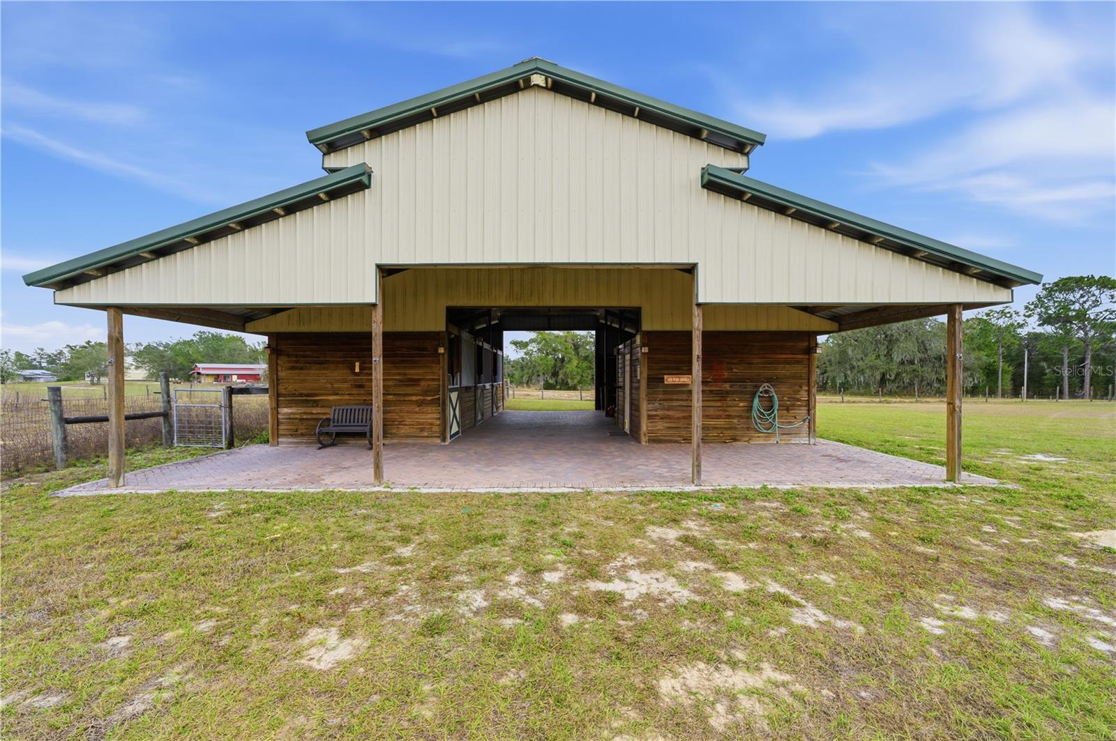 5425 Glorious Trl Property Photo 5