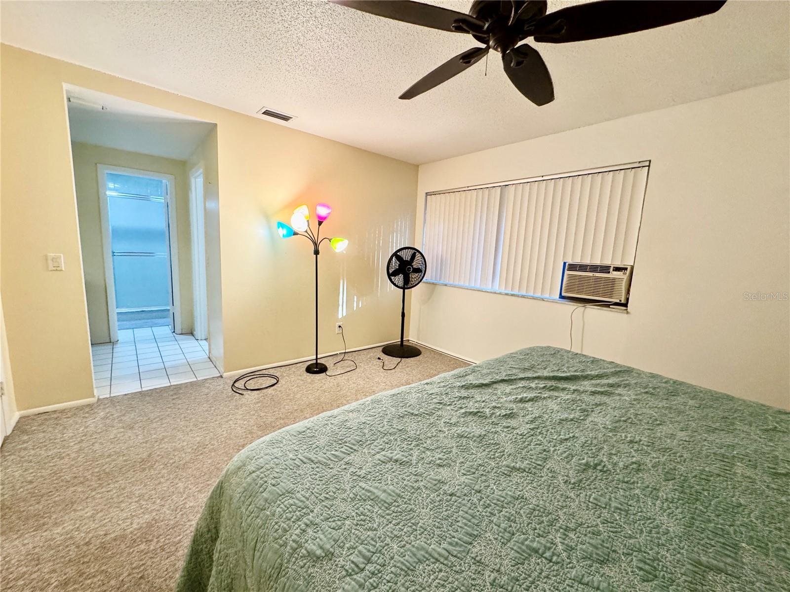 7 Moser Ct N Property Photo 16