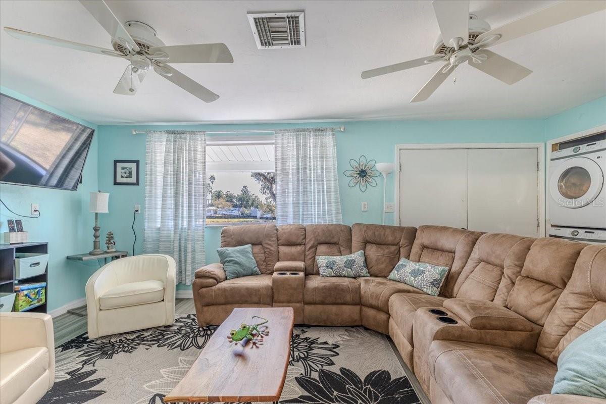 5261 Circle Dr Property Photo 16