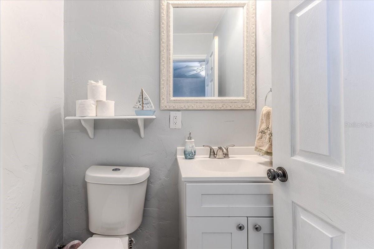 5261 Circle Dr Property Photo 38