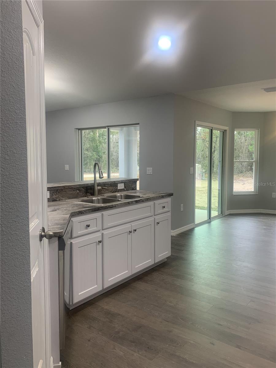 16201 Crider Rd Property Photo 5